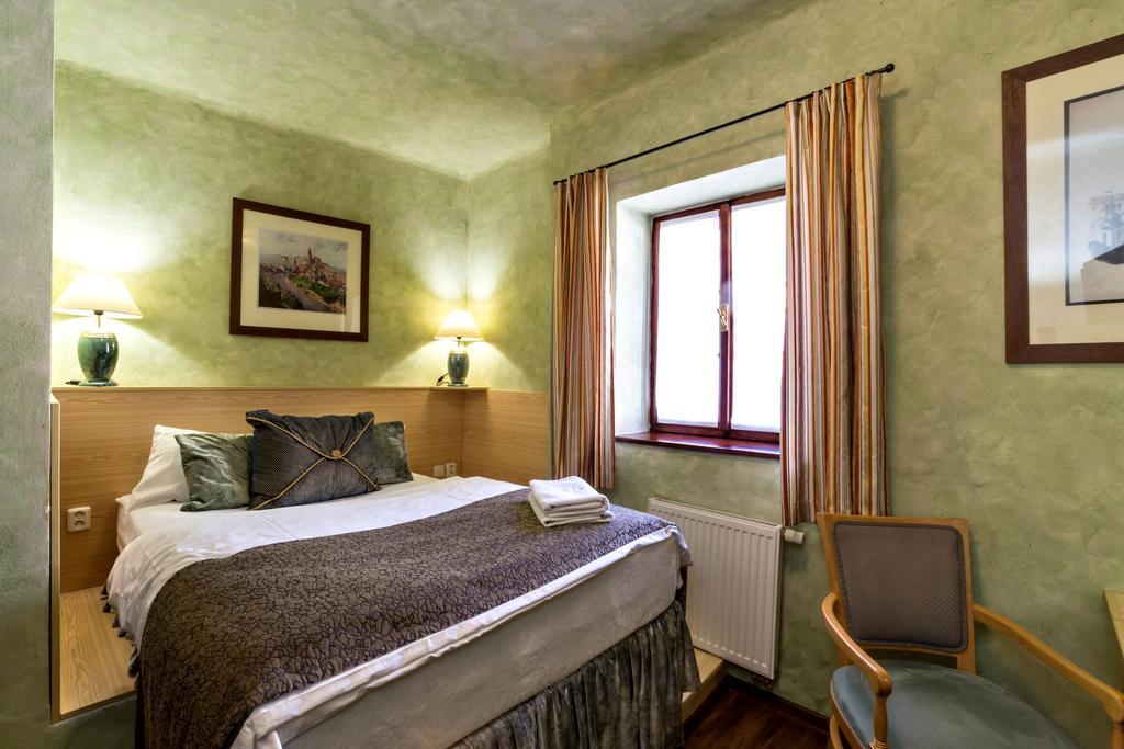 Pension U Hada Cesky Krumlov Exterior photo