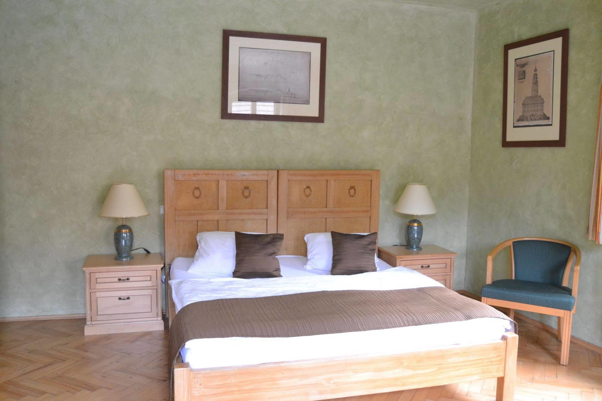 Pension U Hada Cesky Krumlov Exterior photo