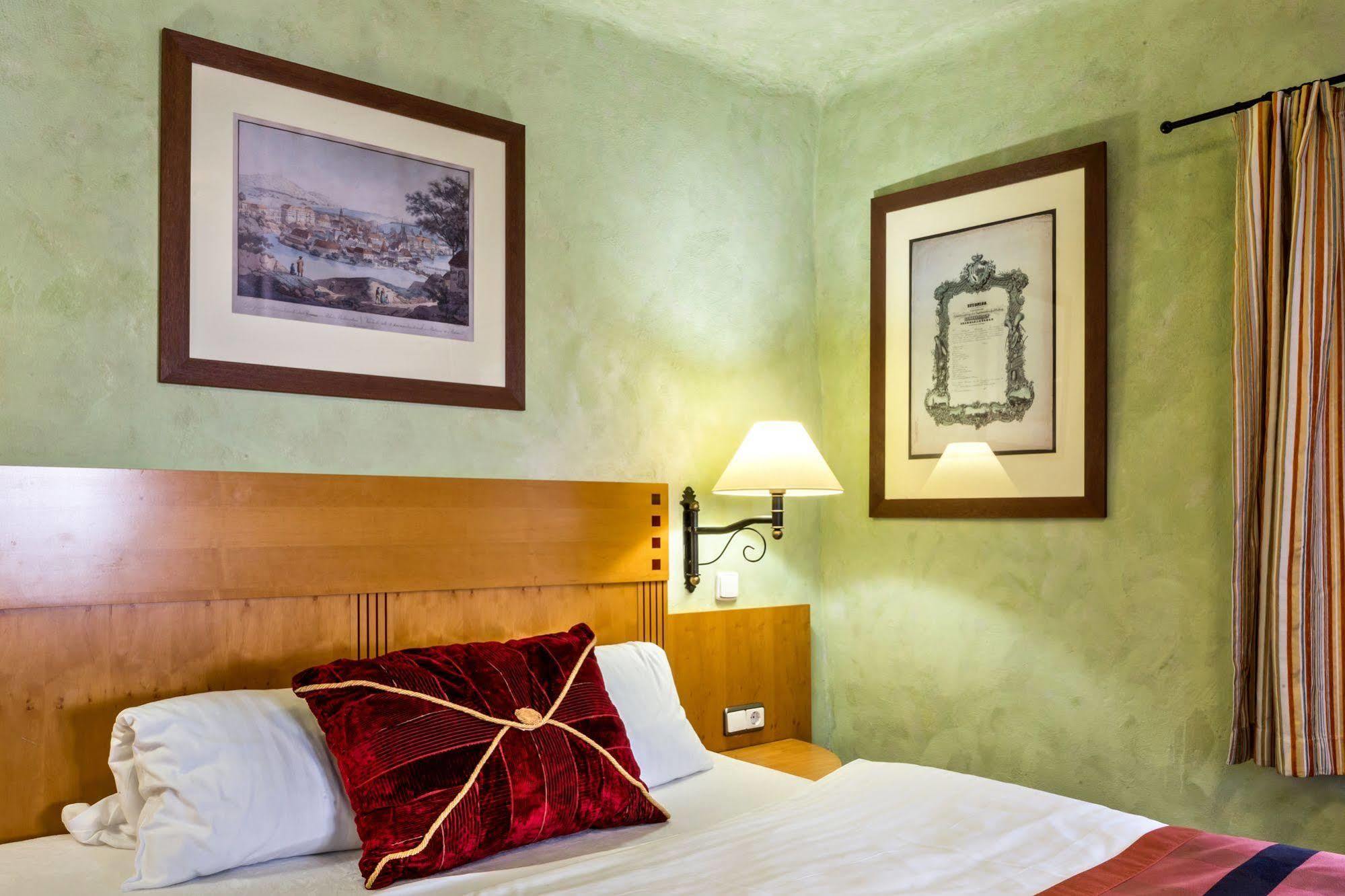 Pension U Hada Cesky Krumlov Exterior photo