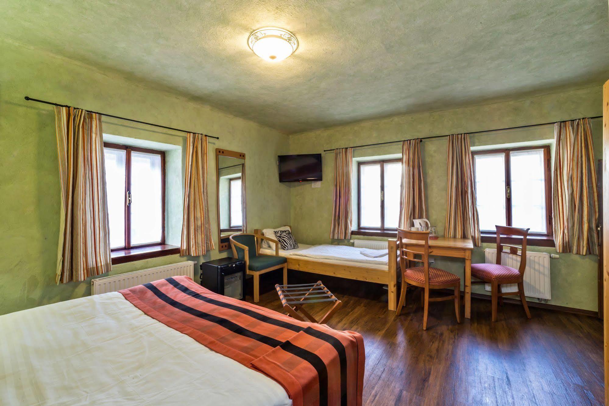 Pension U Hada Cesky Krumlov Exterior photo