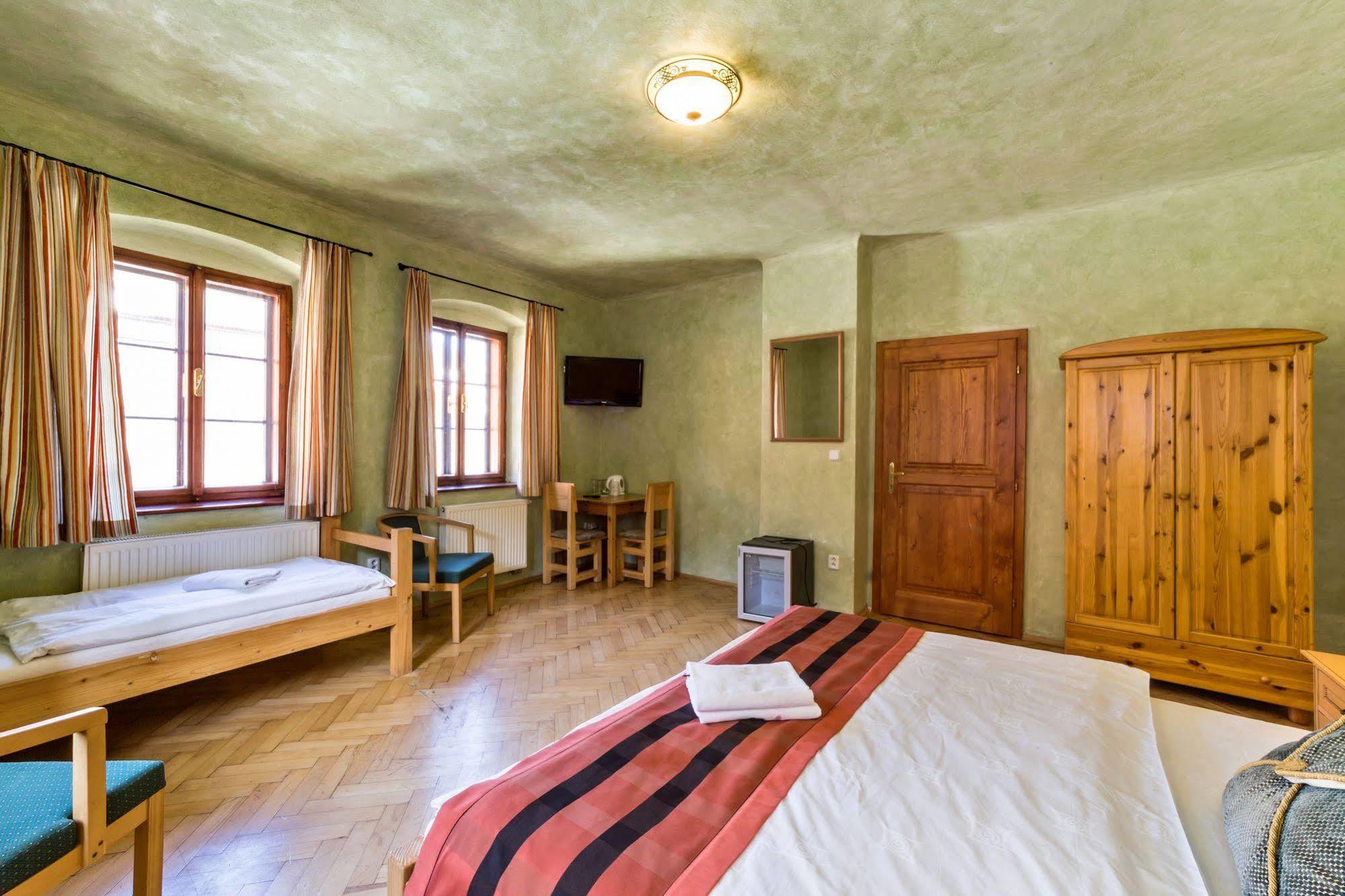 Pension U Hada Cesky Krumlov Exterior photo